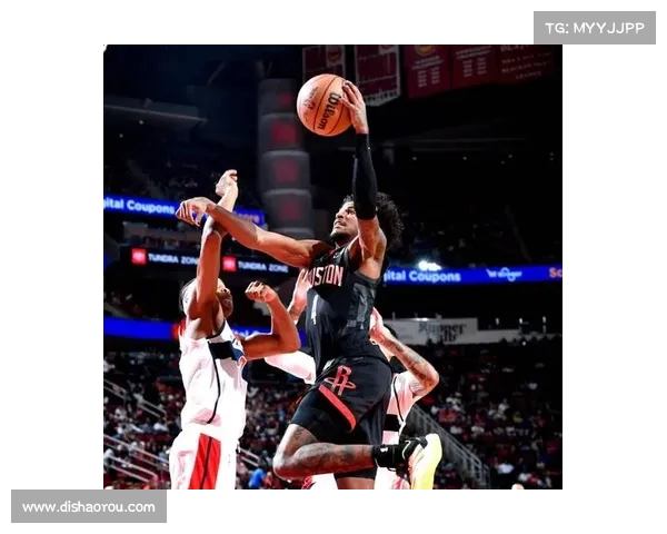 全程直播!NBA赛场精彩瞬间与幕后故事的全方位解说分析 全程直播!NBA赛场精彩瞬间与幕后故事的全方位解说分析